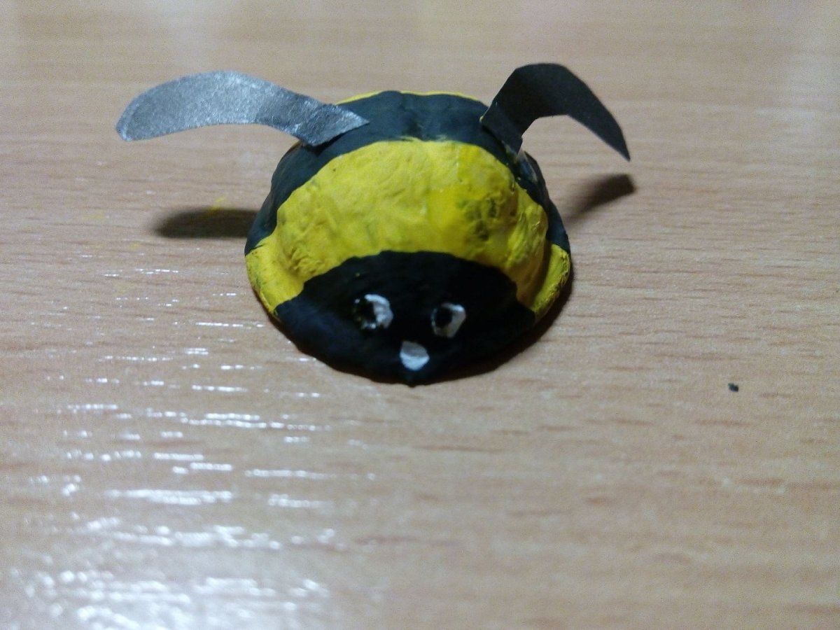 Украшения из орехов