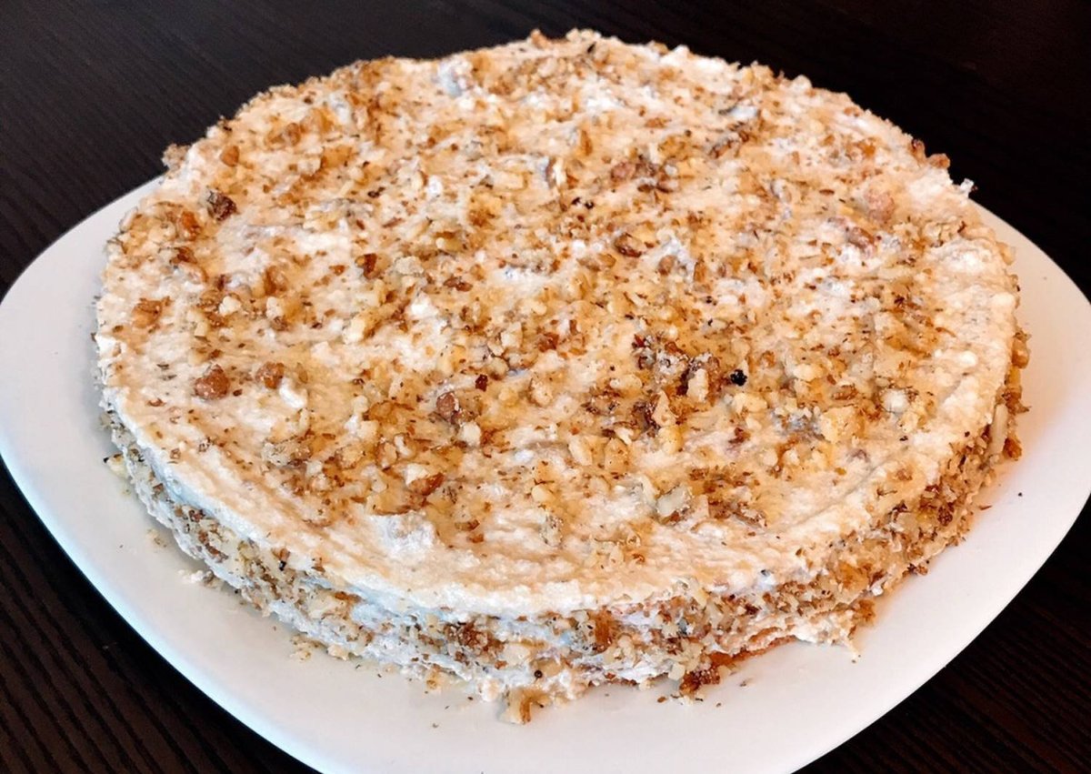 Торт с вафельной крошкой