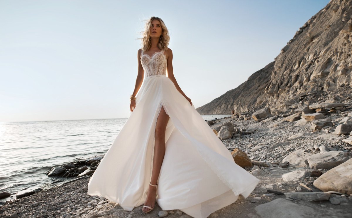 Свадебные платья для моря