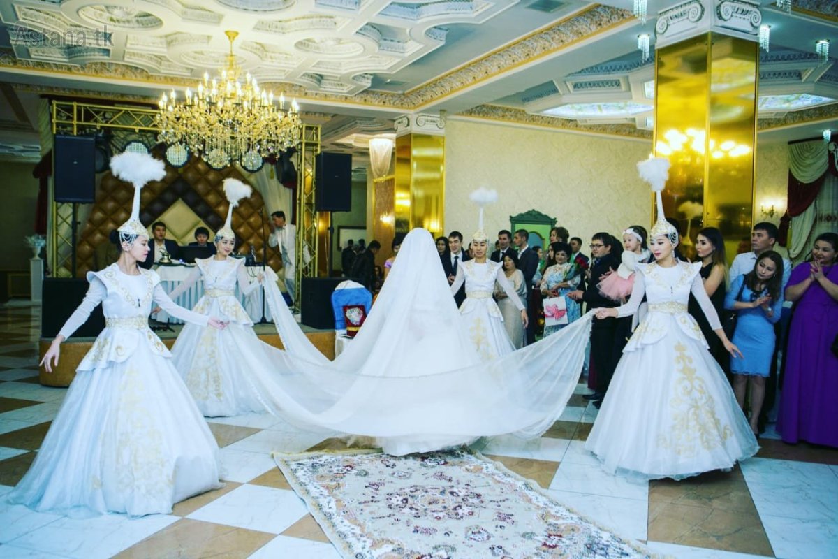 Казахские свадебные столы