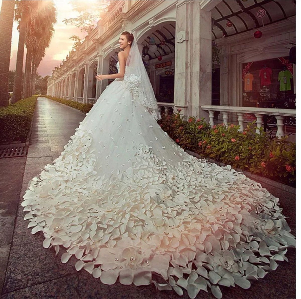 Упаковка свадебного платья