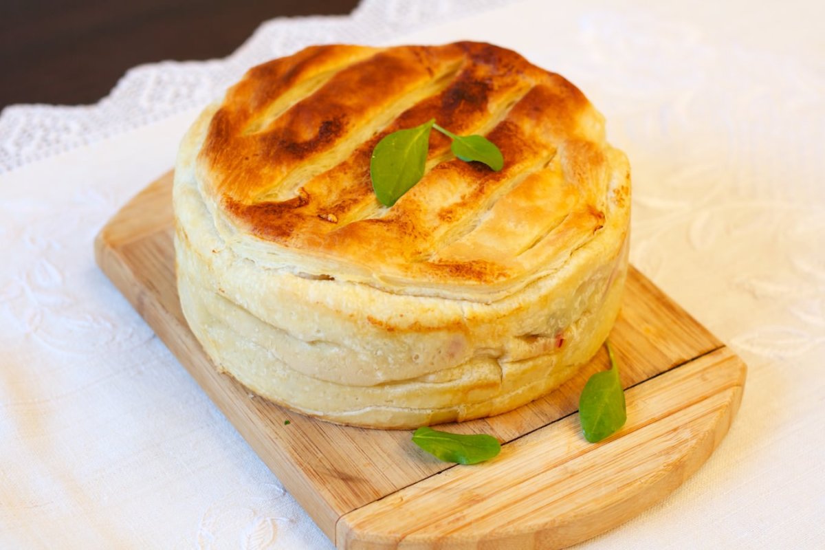 Праздничные закусочные торты