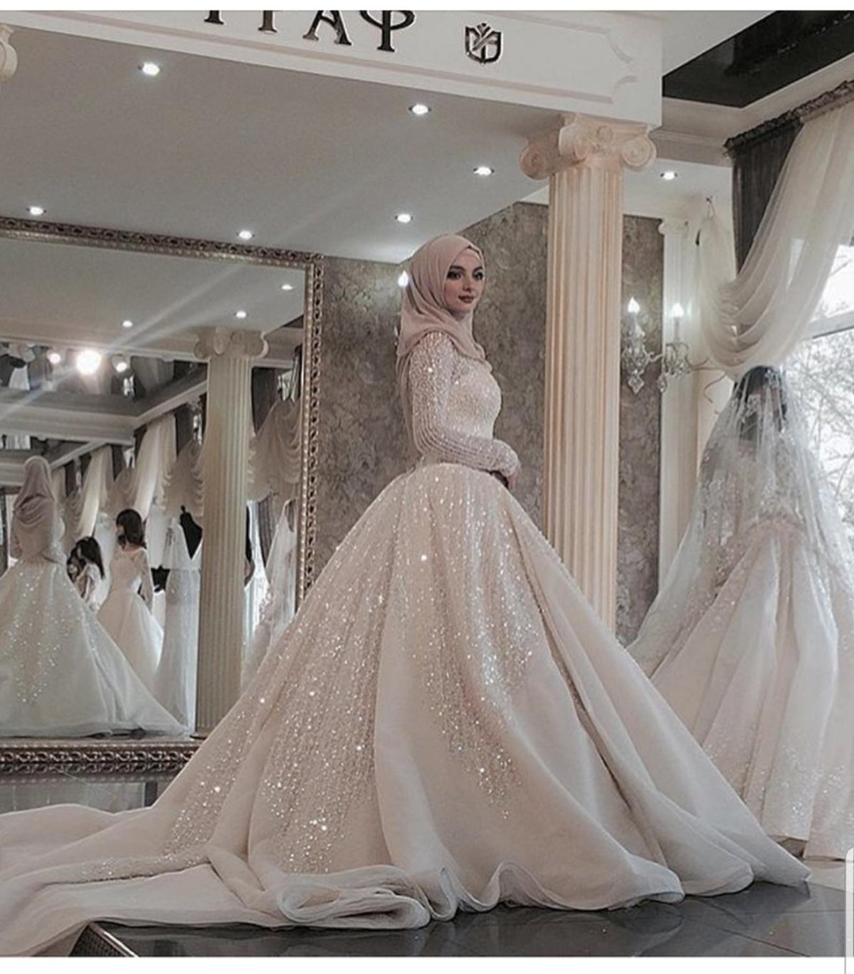 Шикарное платье на свадьбу