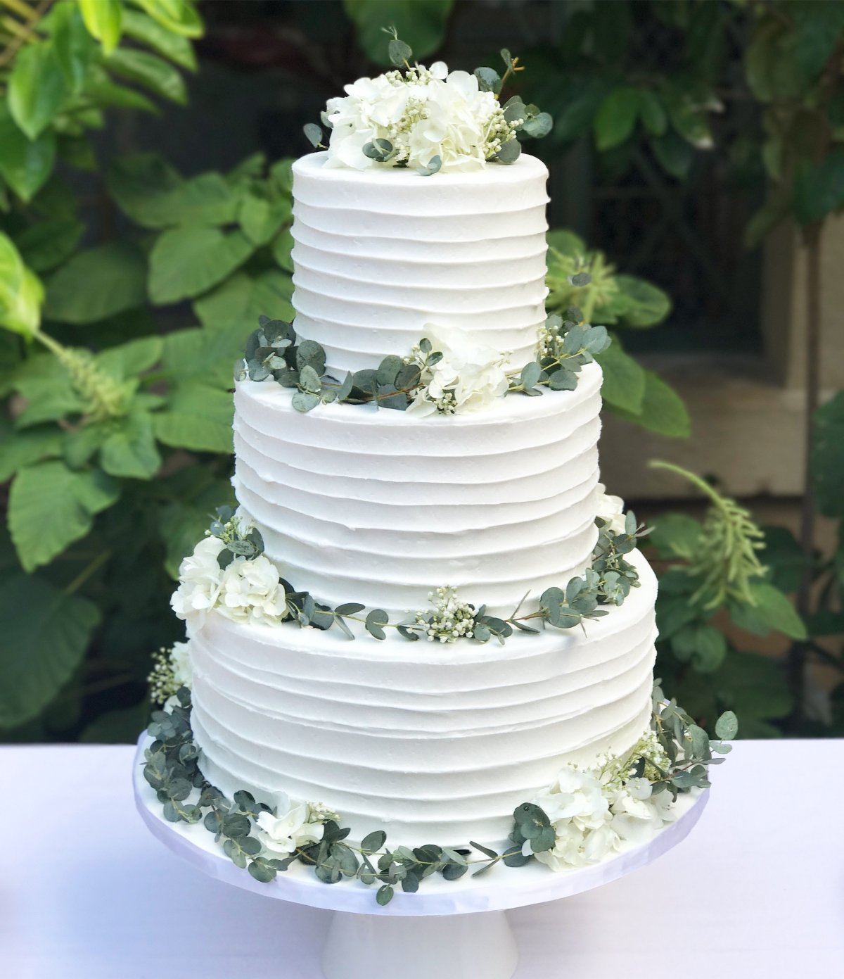 Фисташковый свадебный торт