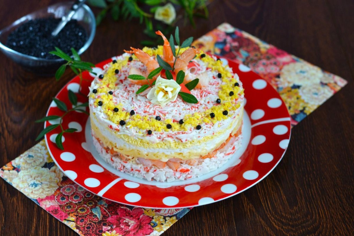 Салат бархатный с крабовыми палочками