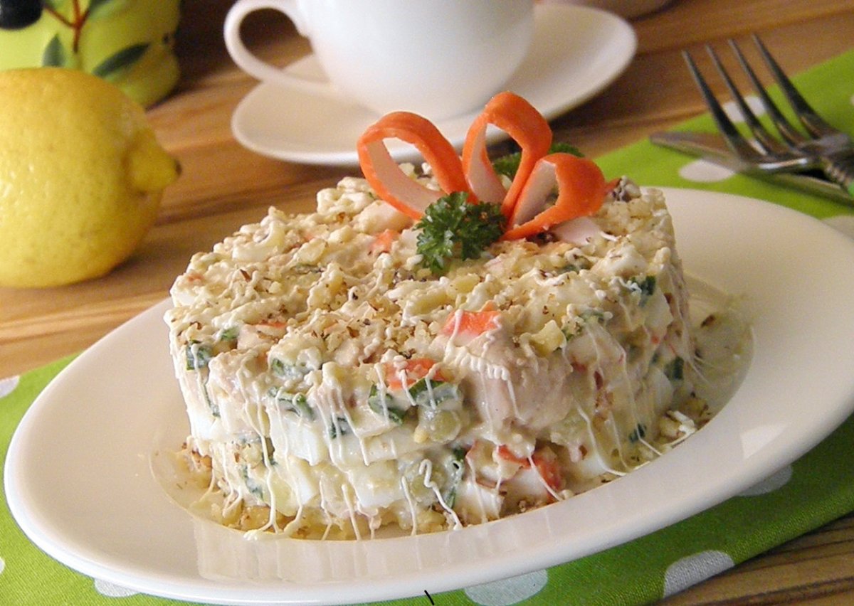 Крабовый салат с капустой
