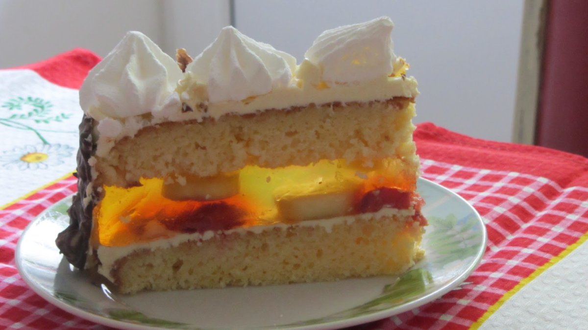 Торт с лимоном и сгущенкой