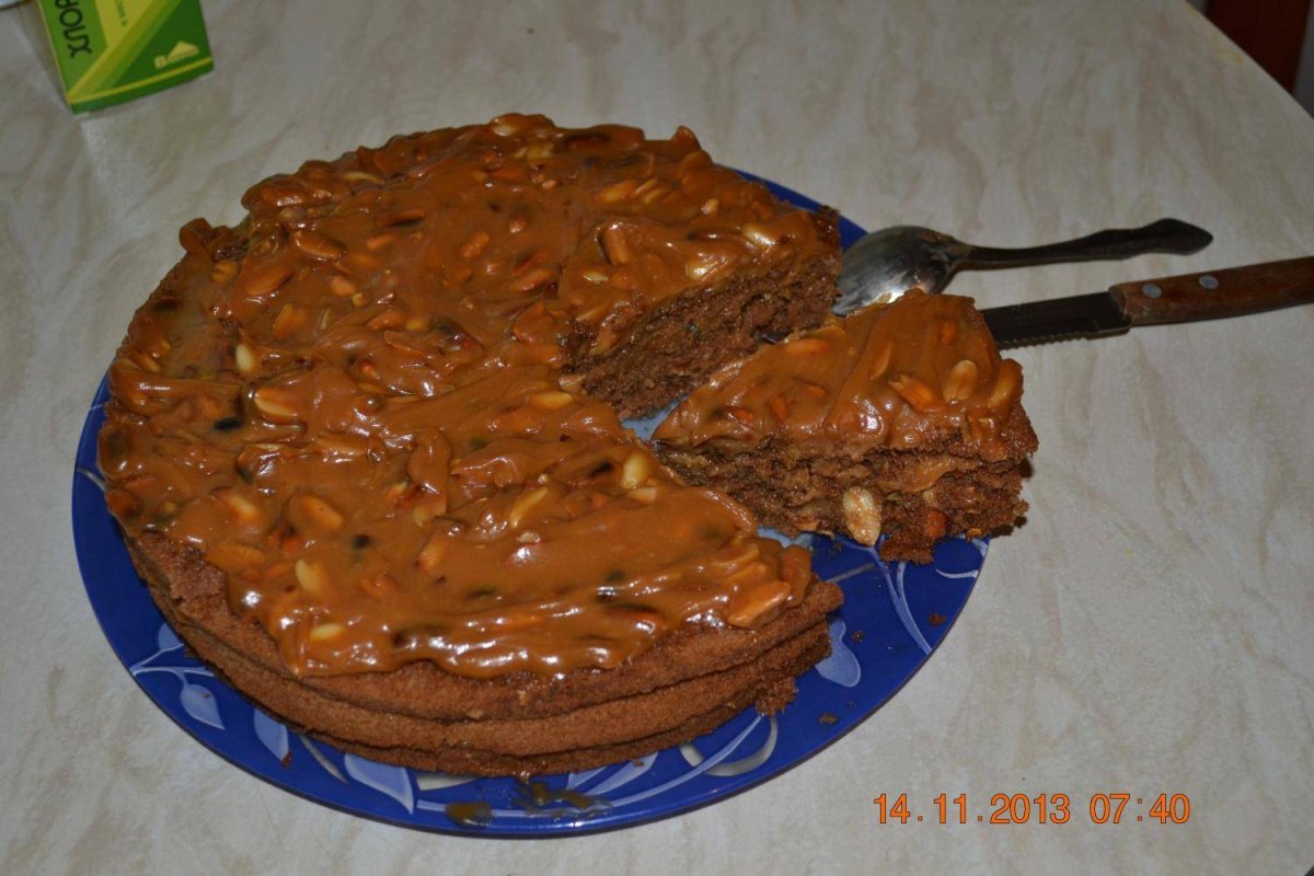 Торт с арахисом и сгущенкой