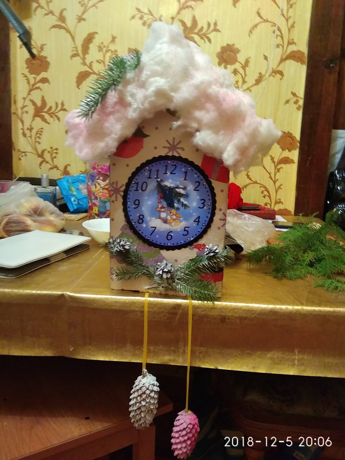 Новогодние открытки с часами