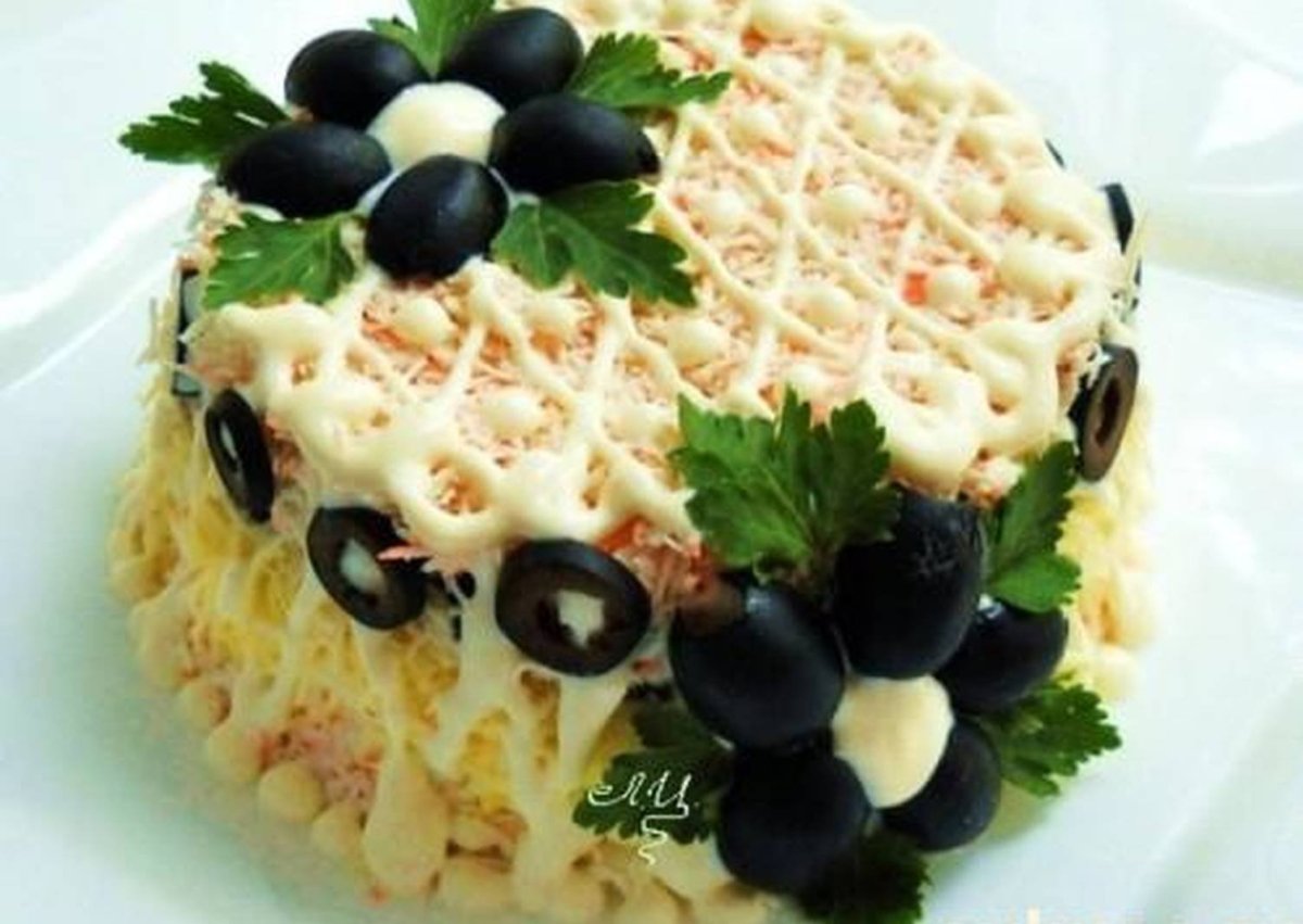 Закусочный торт Наполеон мясной