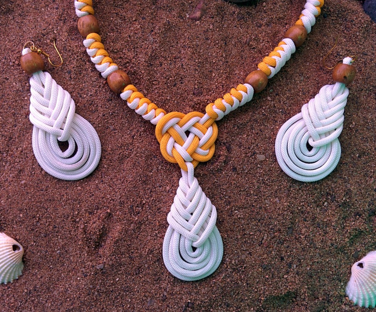 Украшения из веревки