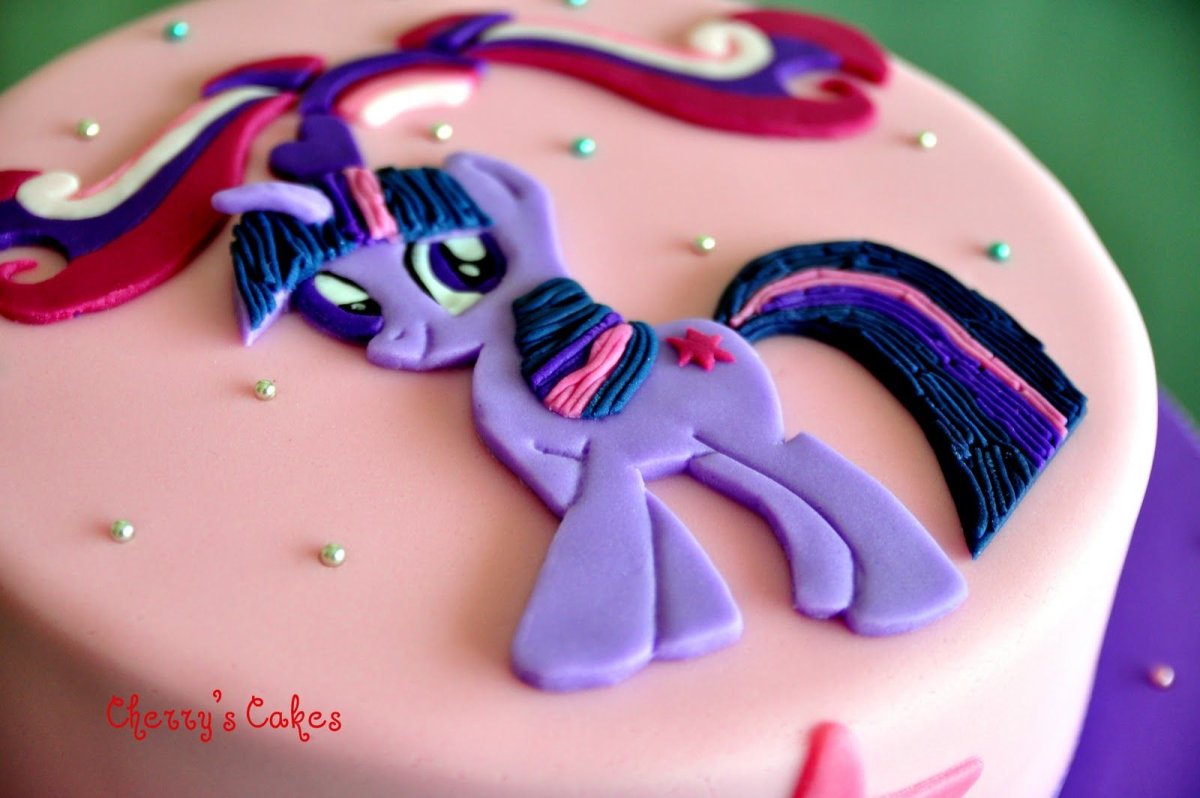 Торт my little Pony Искорка