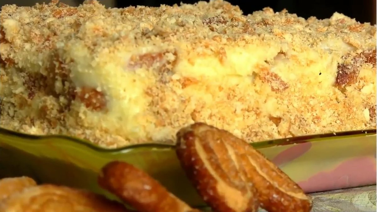 Торт с печеньем и заварным кремом
