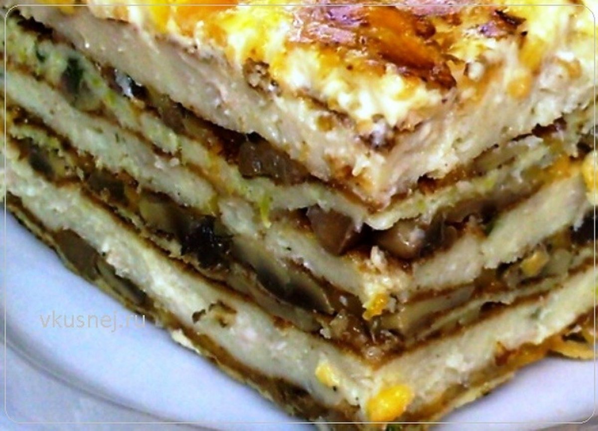 Куриный торт из фарша на сковороде