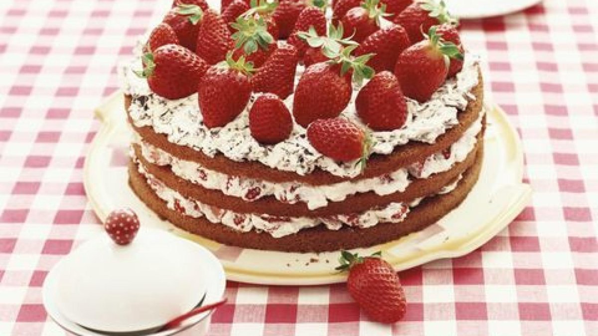 День Бостонского кремового пирога (National Boston Cream pie Day) — США