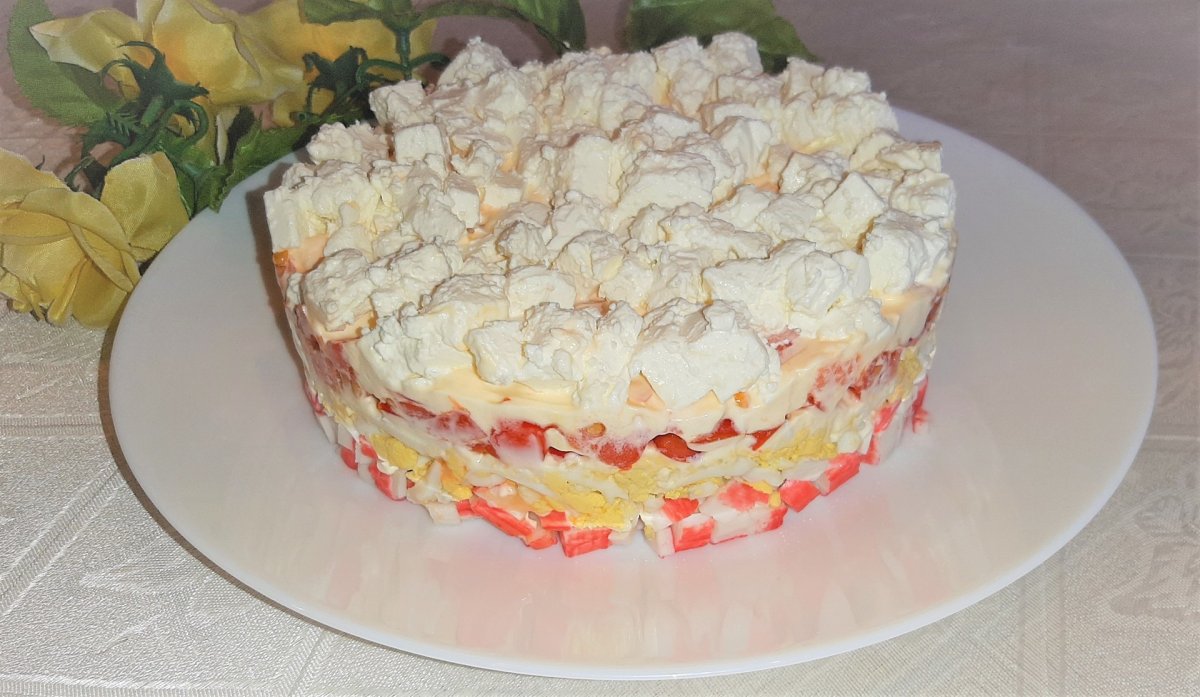 Крабовый салат слоями