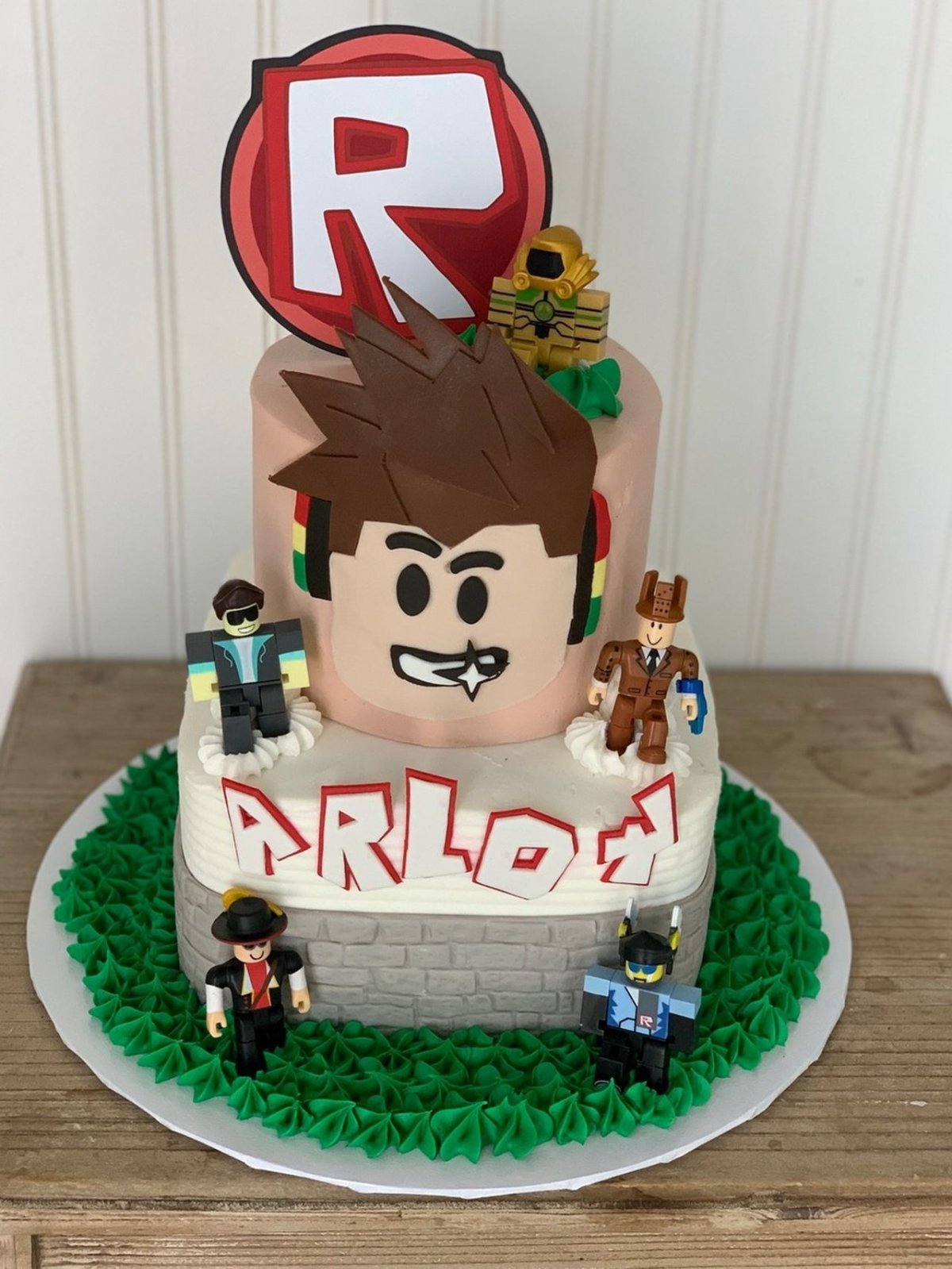 Торт Roblox для мальчика на день рождения