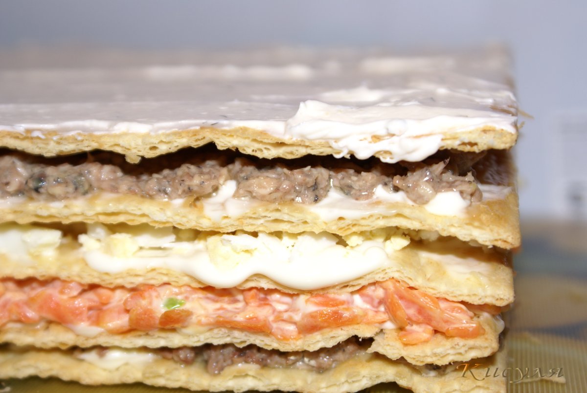 Закусочный торт из вафельных коржей