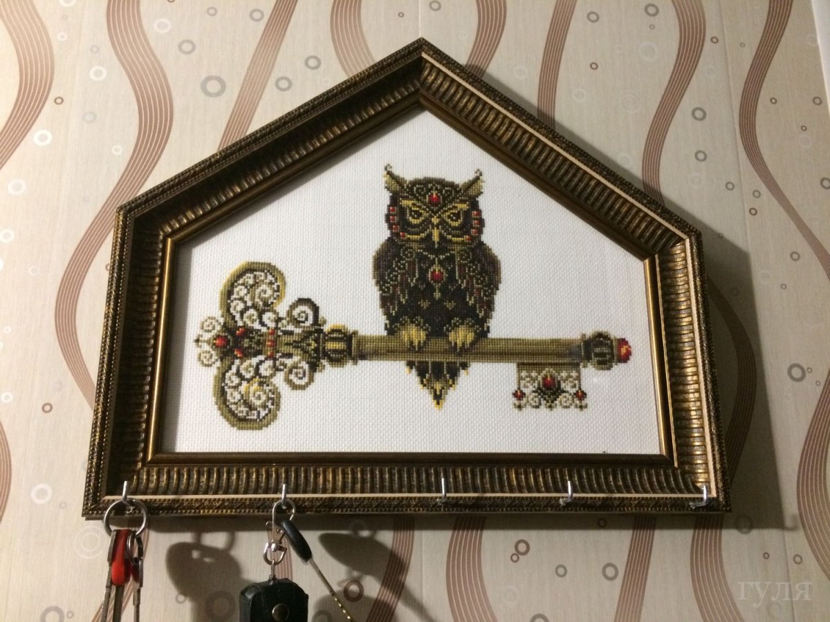 Ключница с вышивкой