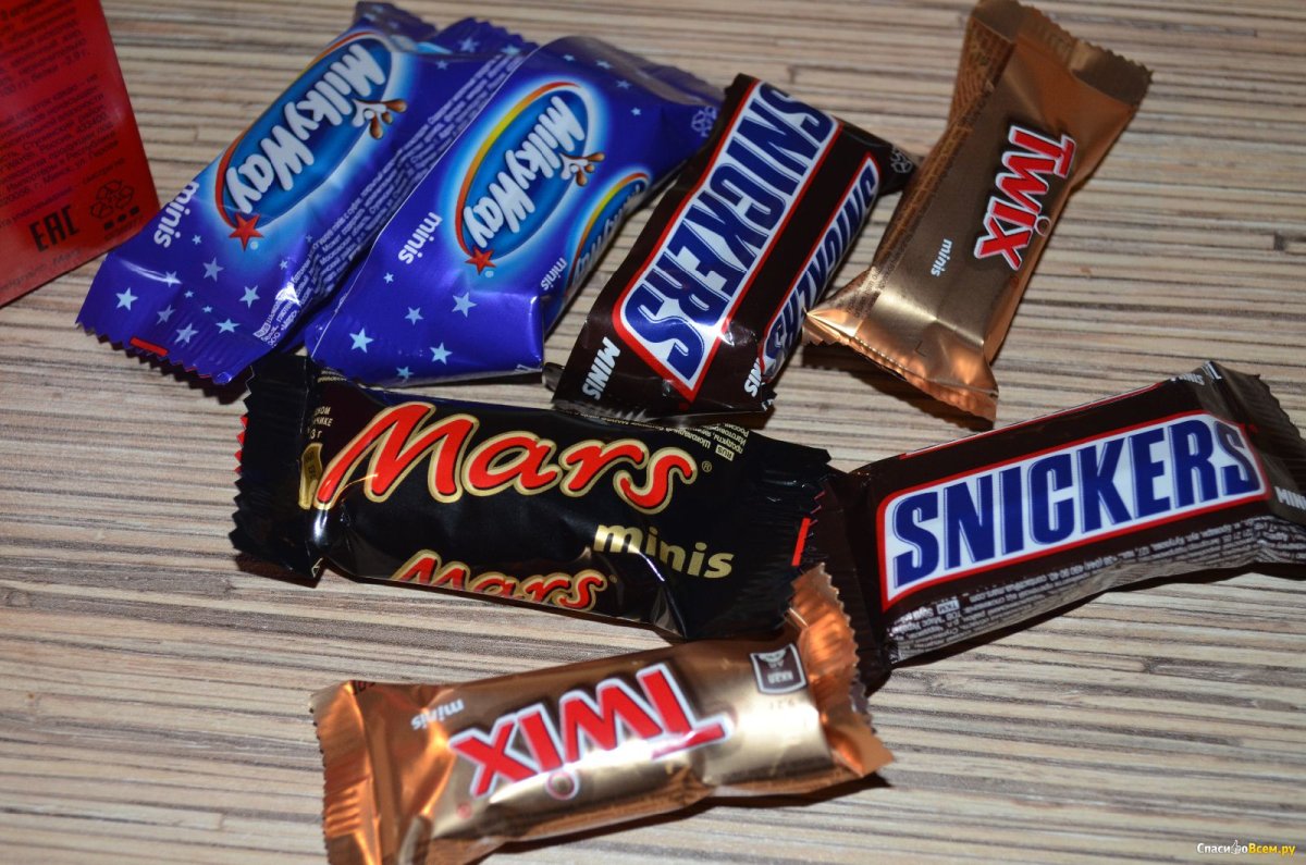 Шоколадные батончики Mars snickers Twix