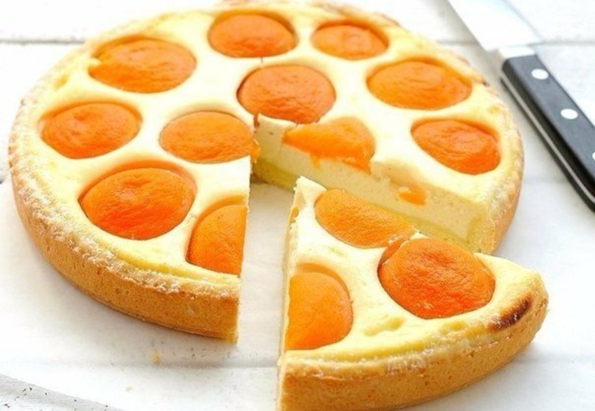 Морковный торт с абрикосовым конфи