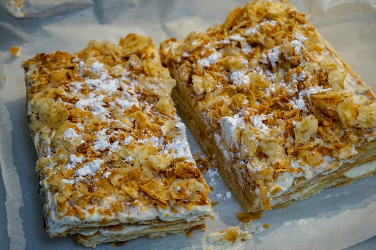 Классический слоеный Наполеон