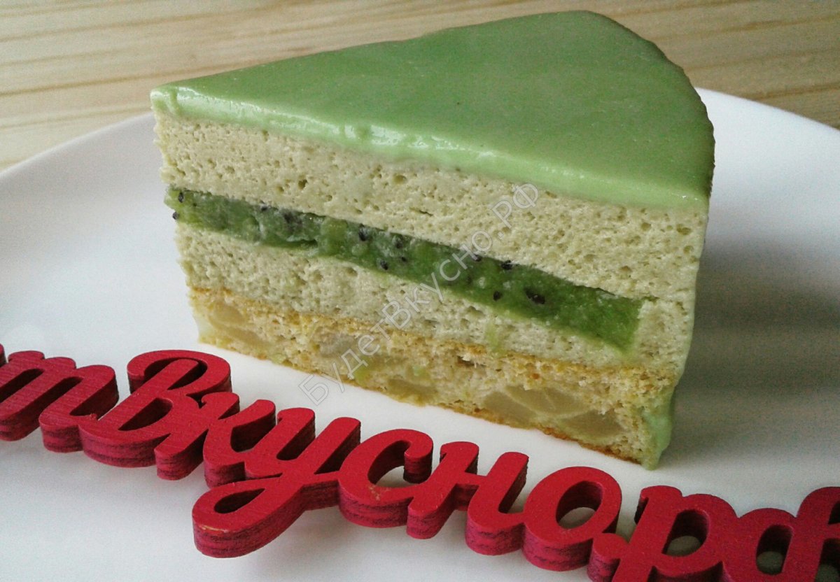Зелёный торт с киви