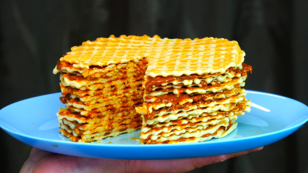 Торт из вафельных коржей со сгущенкой