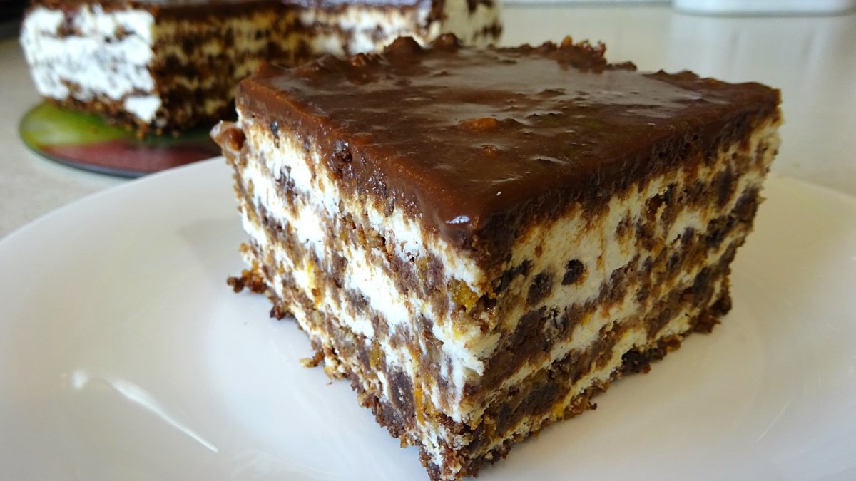 Торт из сухарей без выпечки