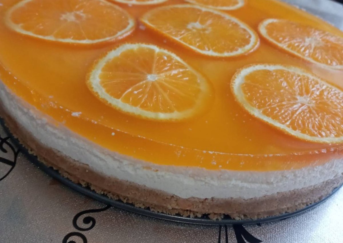 Чизкейк с клубникой и желе