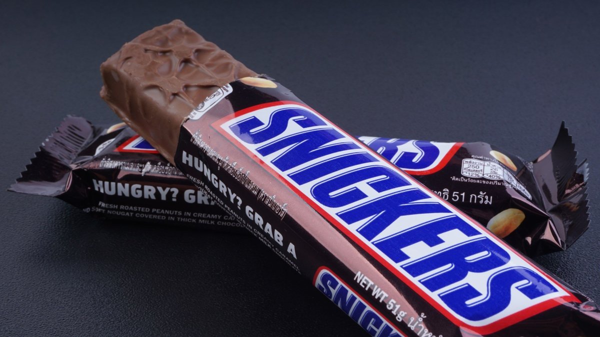 Snickers шоколад