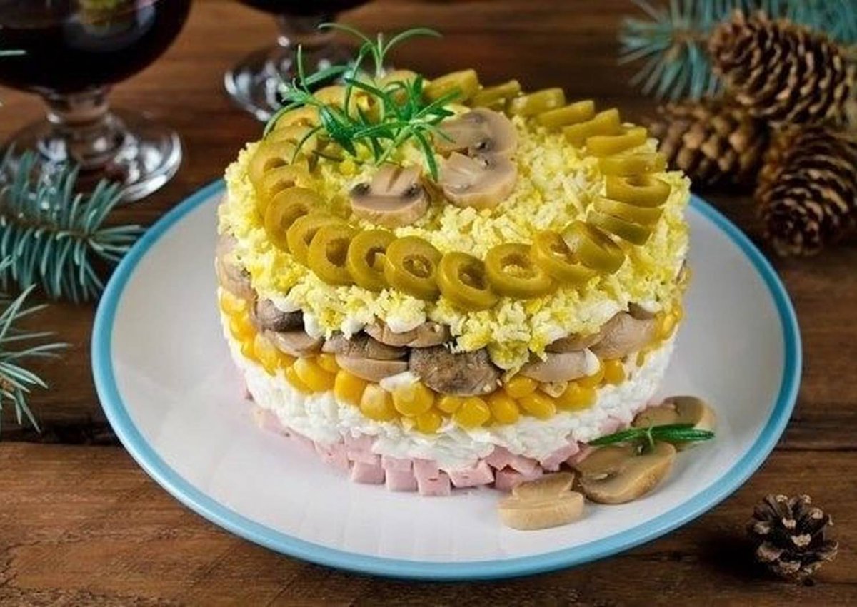 Салатный торт
