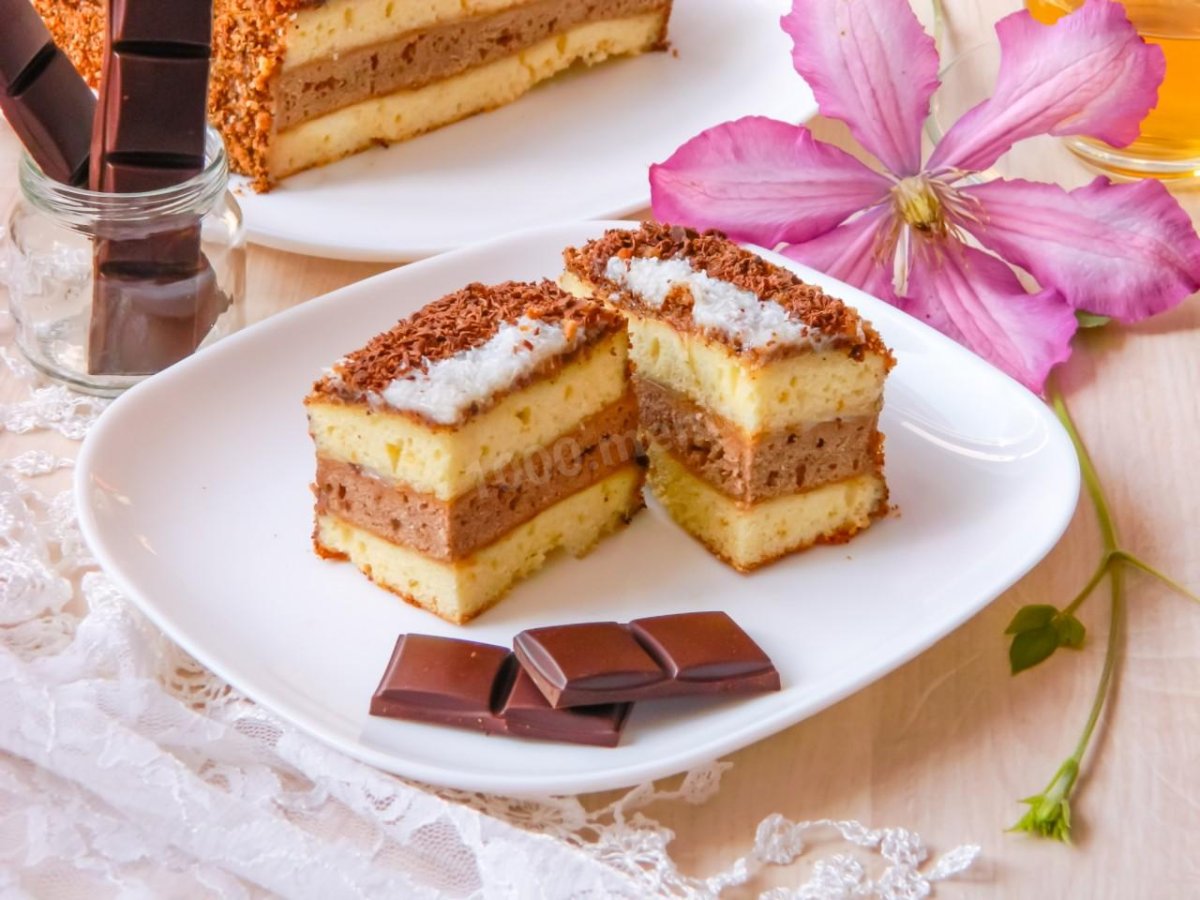 Торт песочный медовик