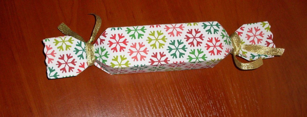 Конфета из упаковочной бумаги