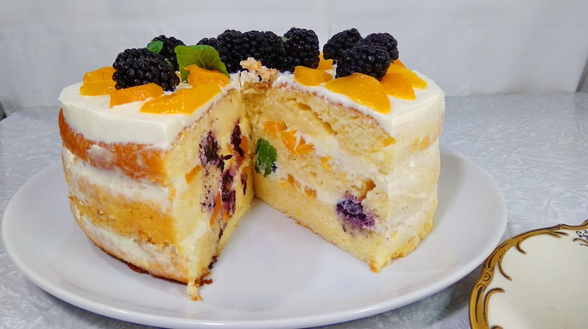 Вкусный бисквитный торт
