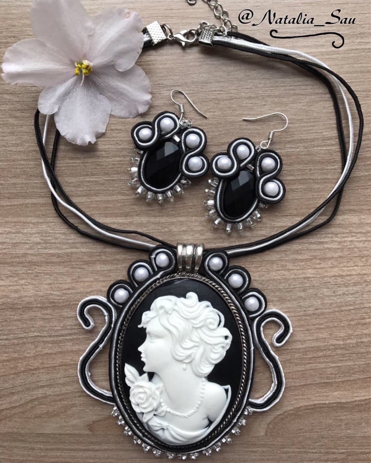 Pandora комплект с камеей