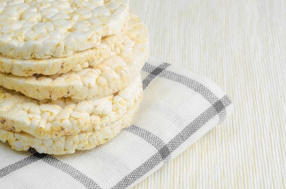 Торт с карамельными листочками