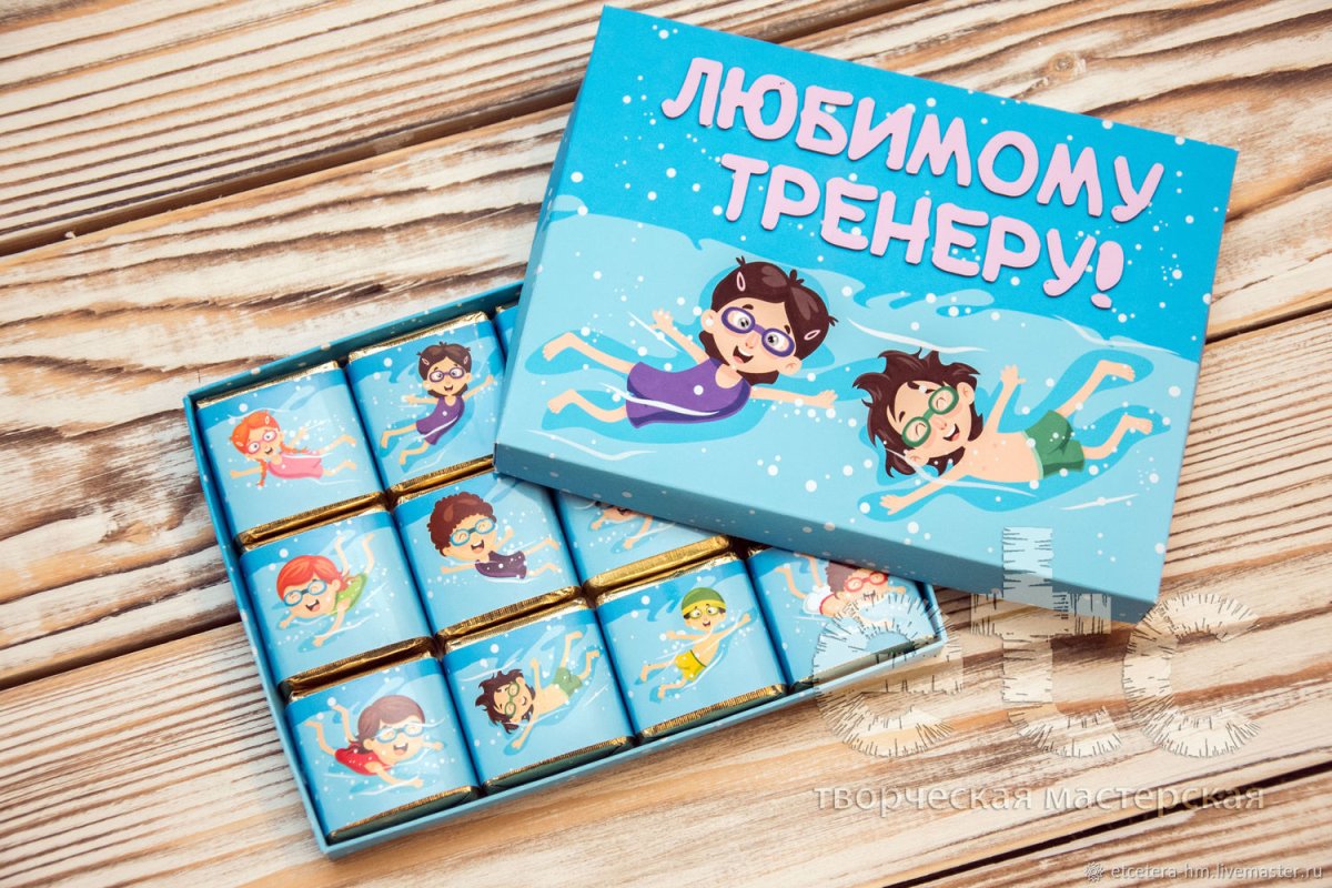 Имбирное печенье на белом фоне