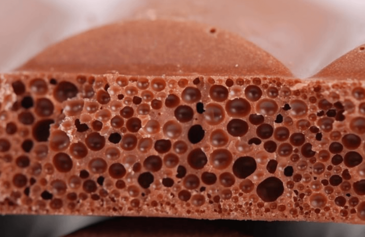 Шоколад Alpen Gold aerated темный пористый