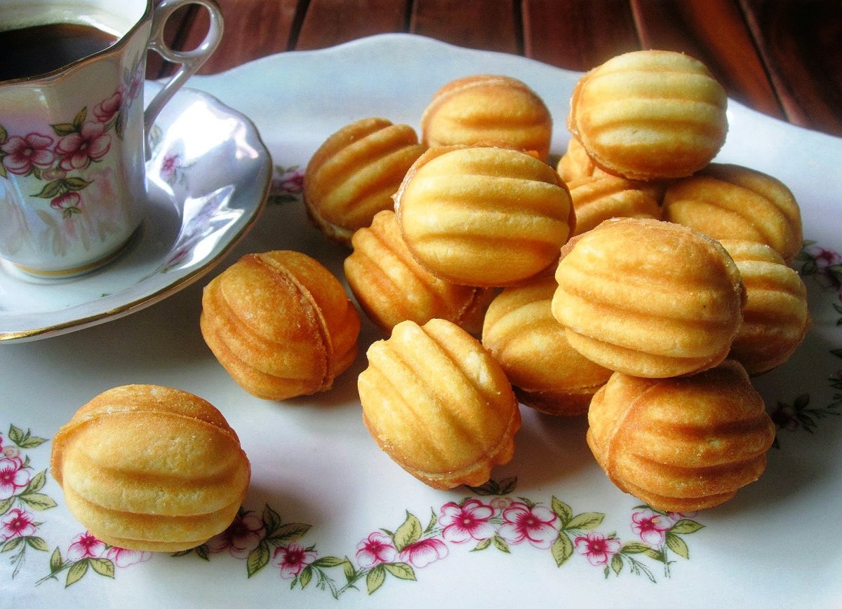Вафельные орешки со сгущенкой