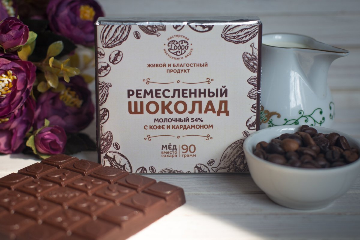 Шоколад мастерская шоколада добро Горький на меду с кедровым орехом 72% какао