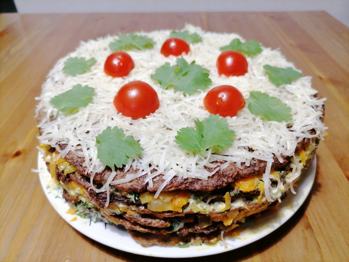 Печёночный торт из куриной печени