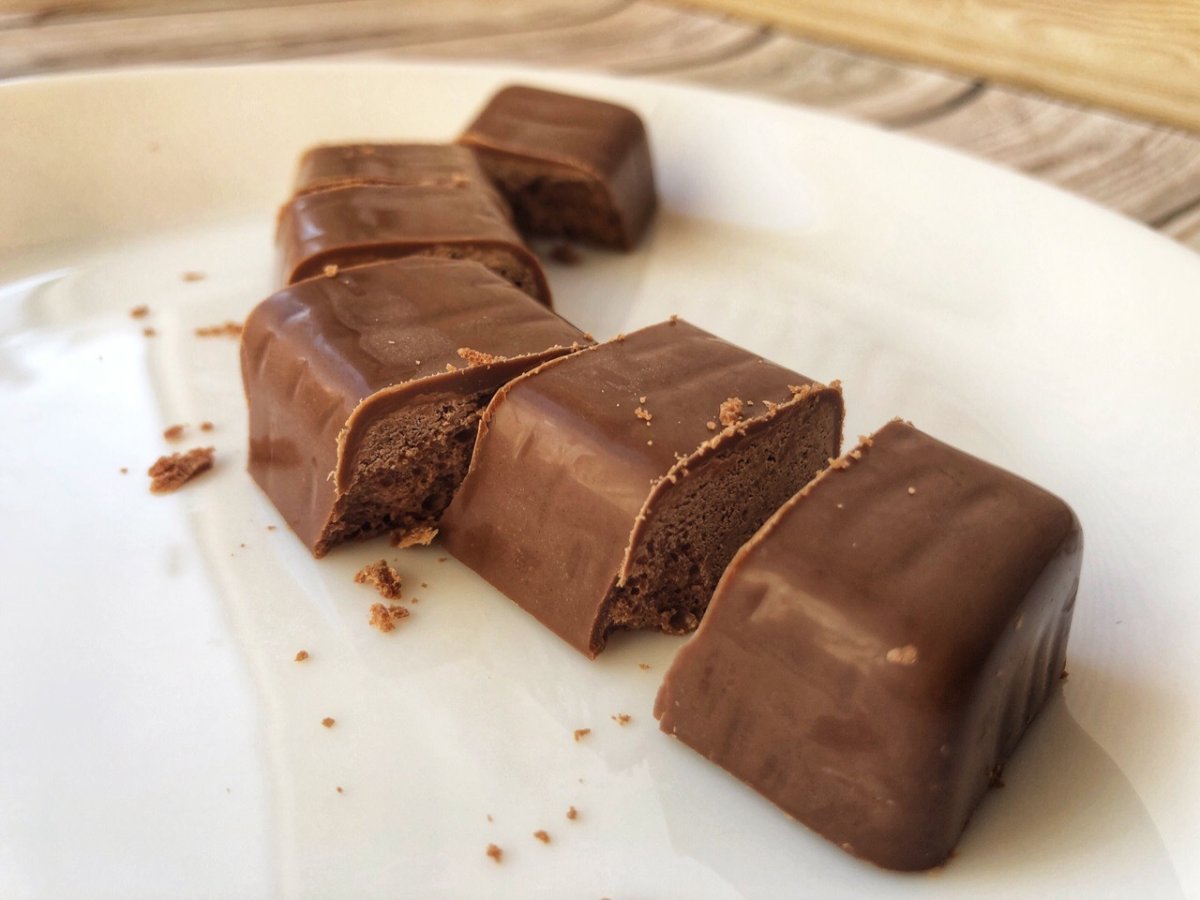Батончик шоколадный Cadbury Wispa