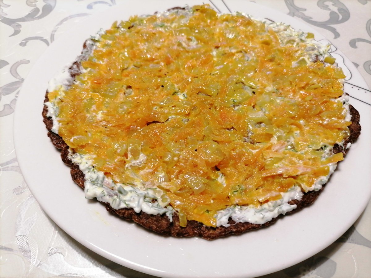 Печёночный торт из куриной печени