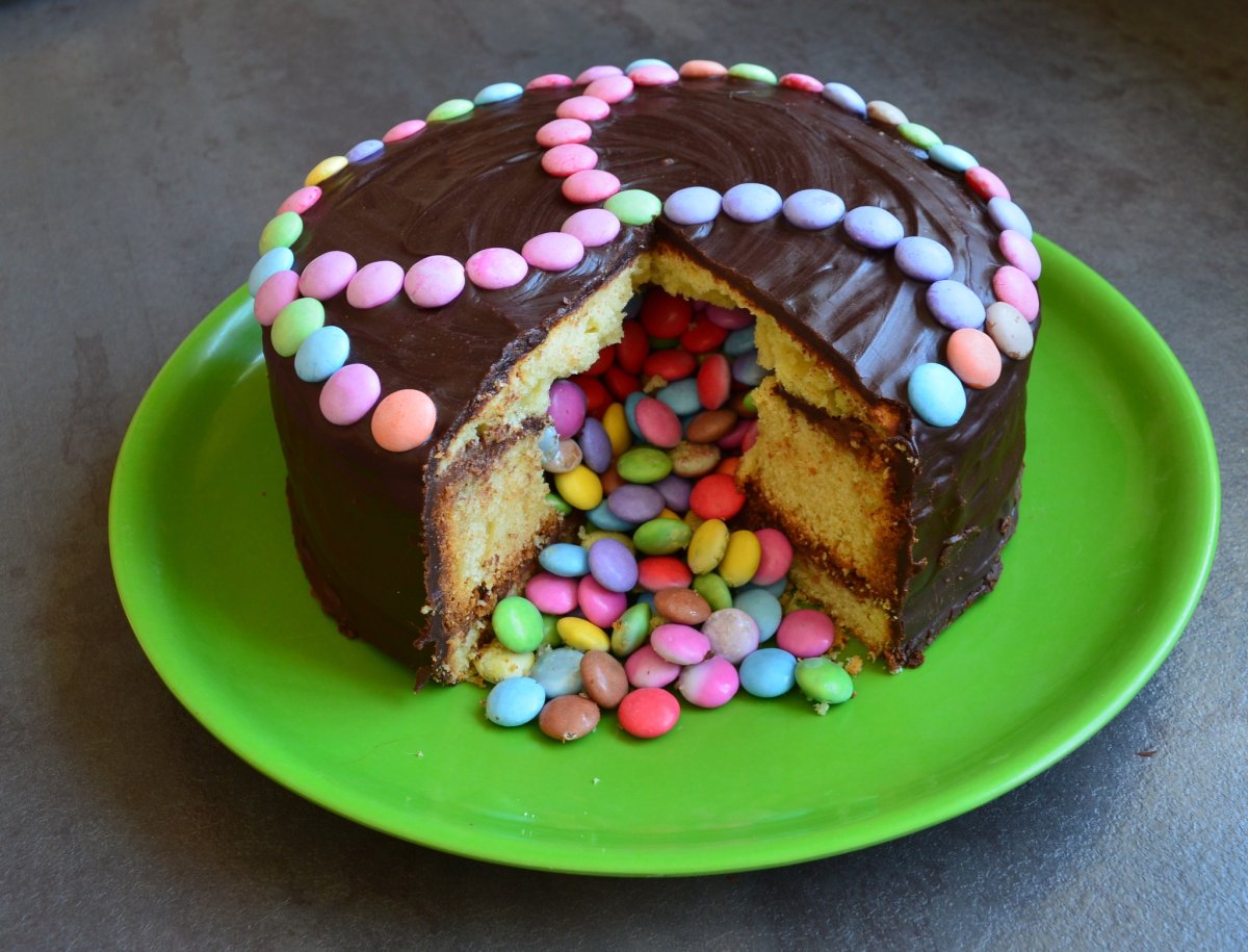 A spoilt Cake