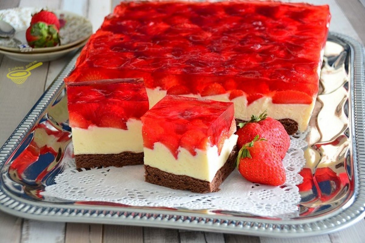 Чизкейк с клубничным желе