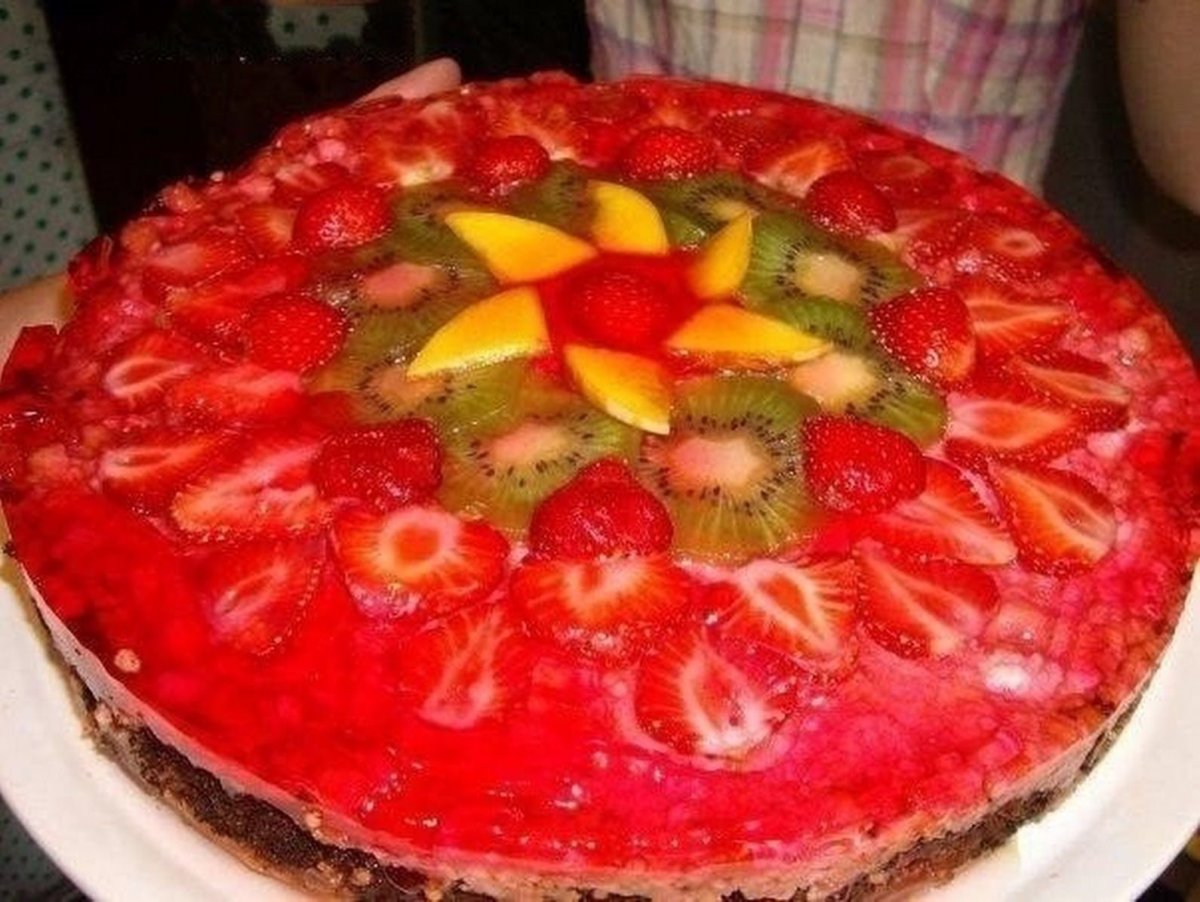 Красная клубника