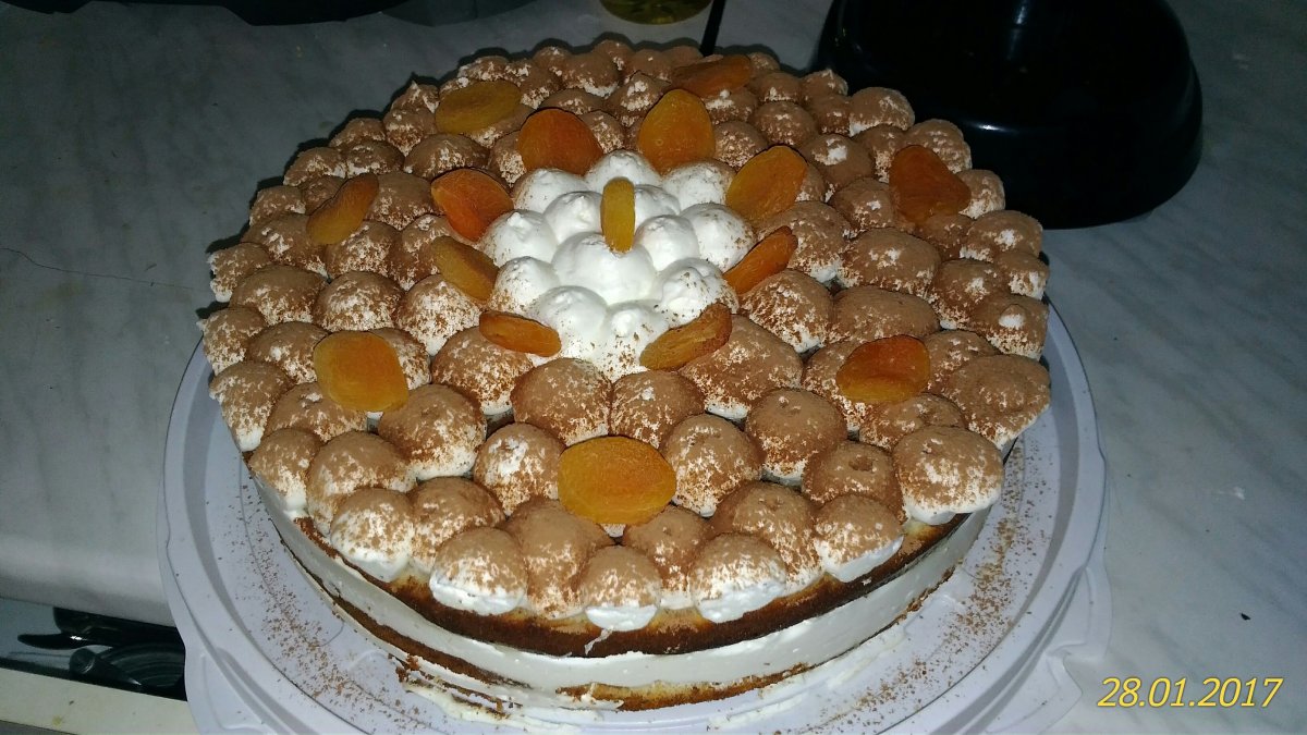 Медовый шариками с орехом