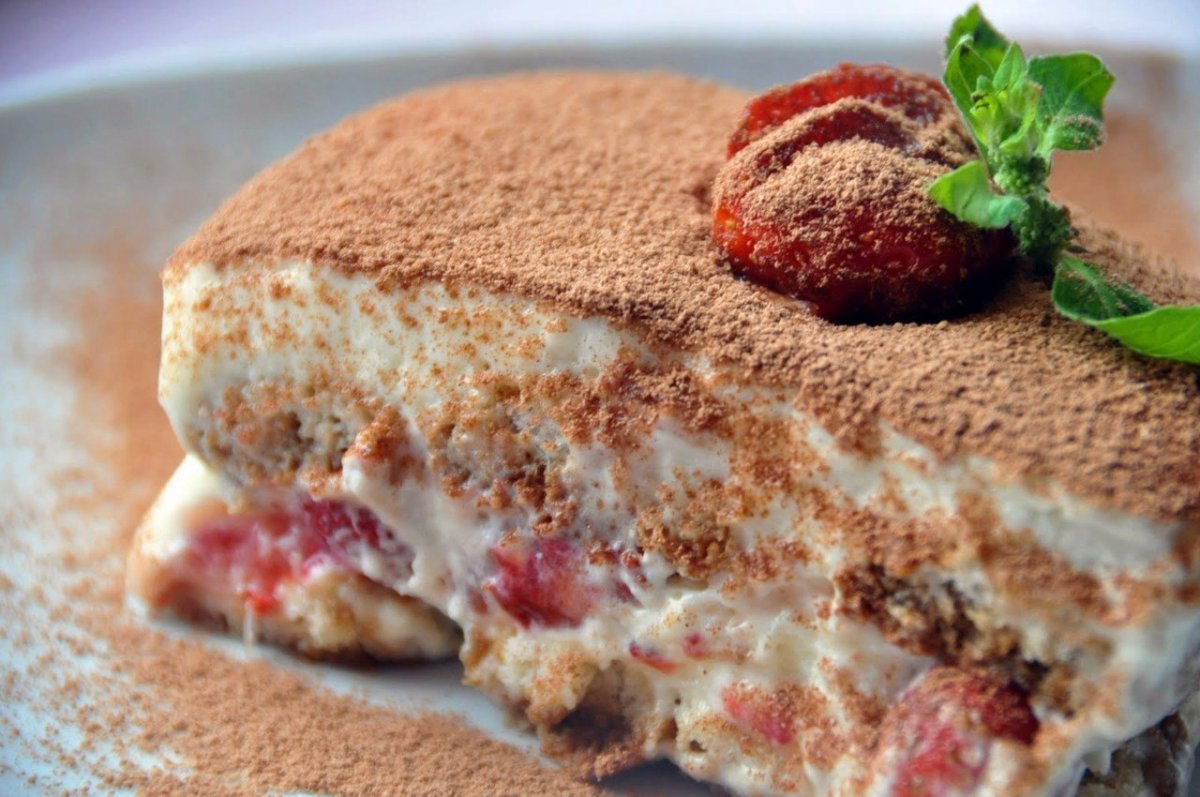 Морковный пирог с грецкими орехами