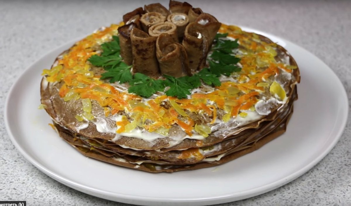 Кусок печеночного торта
